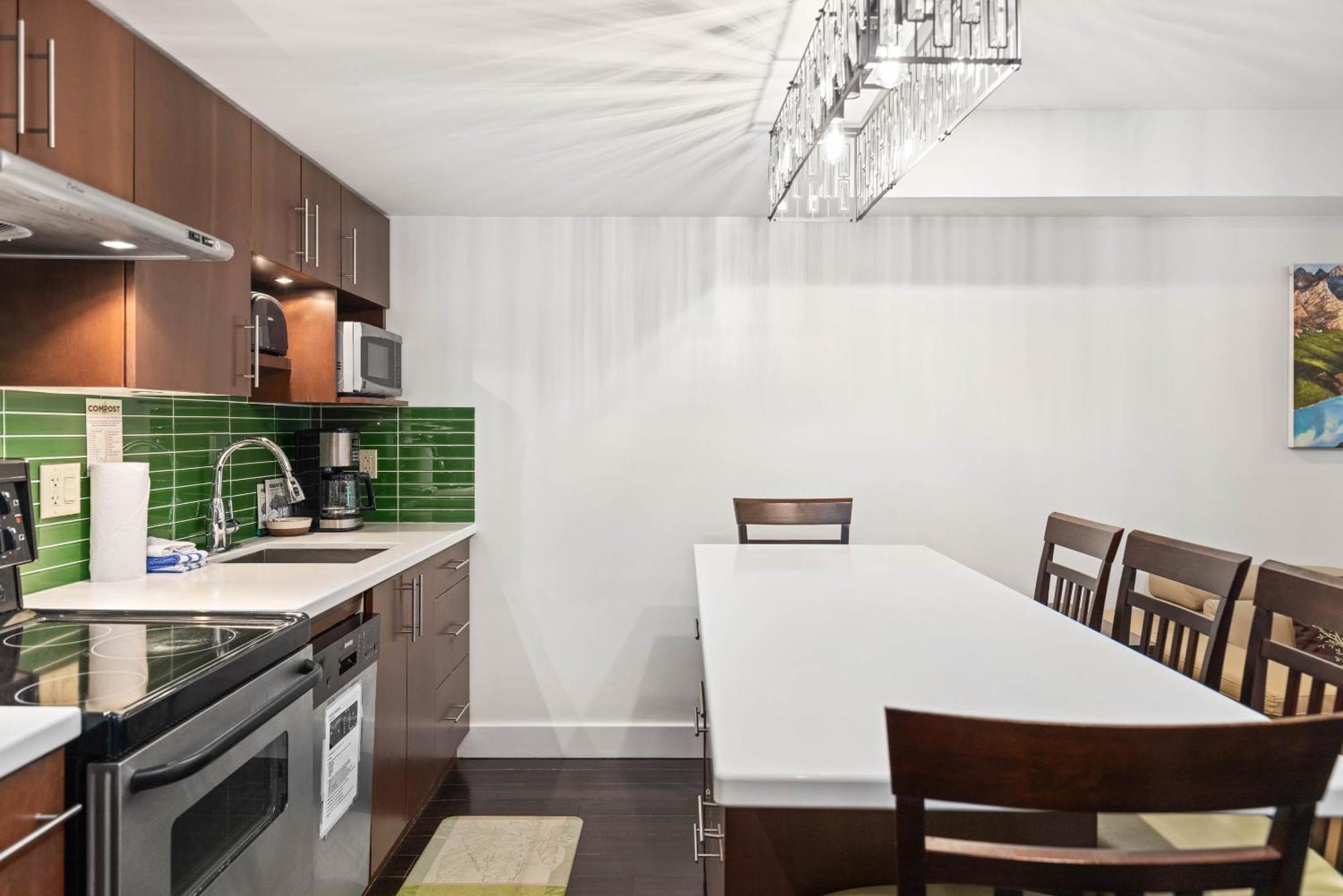 Le Chamois By Whistler Premier Appartement Buitenkant foto